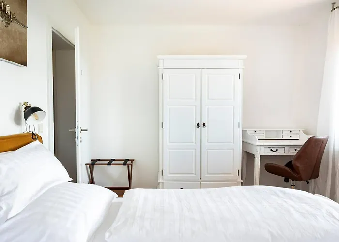 Schilcher-residenz * Steinreib